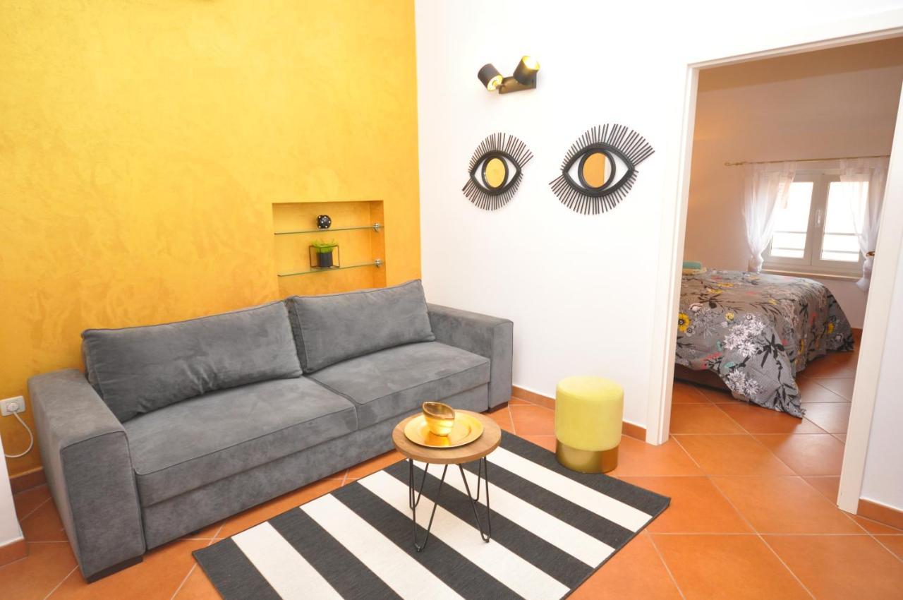 Kala Main Square Apartment