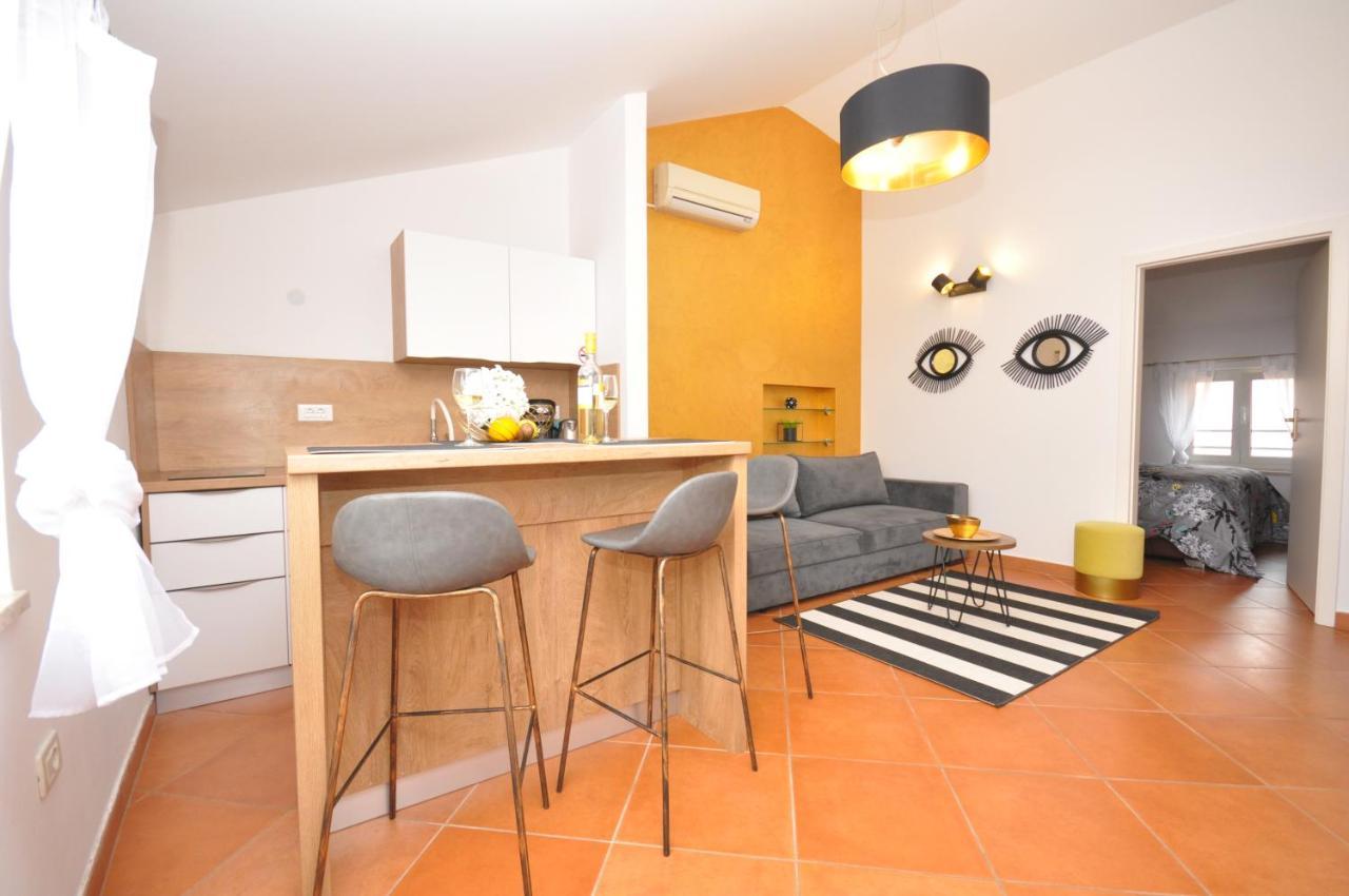Kala Main Square Apartment *